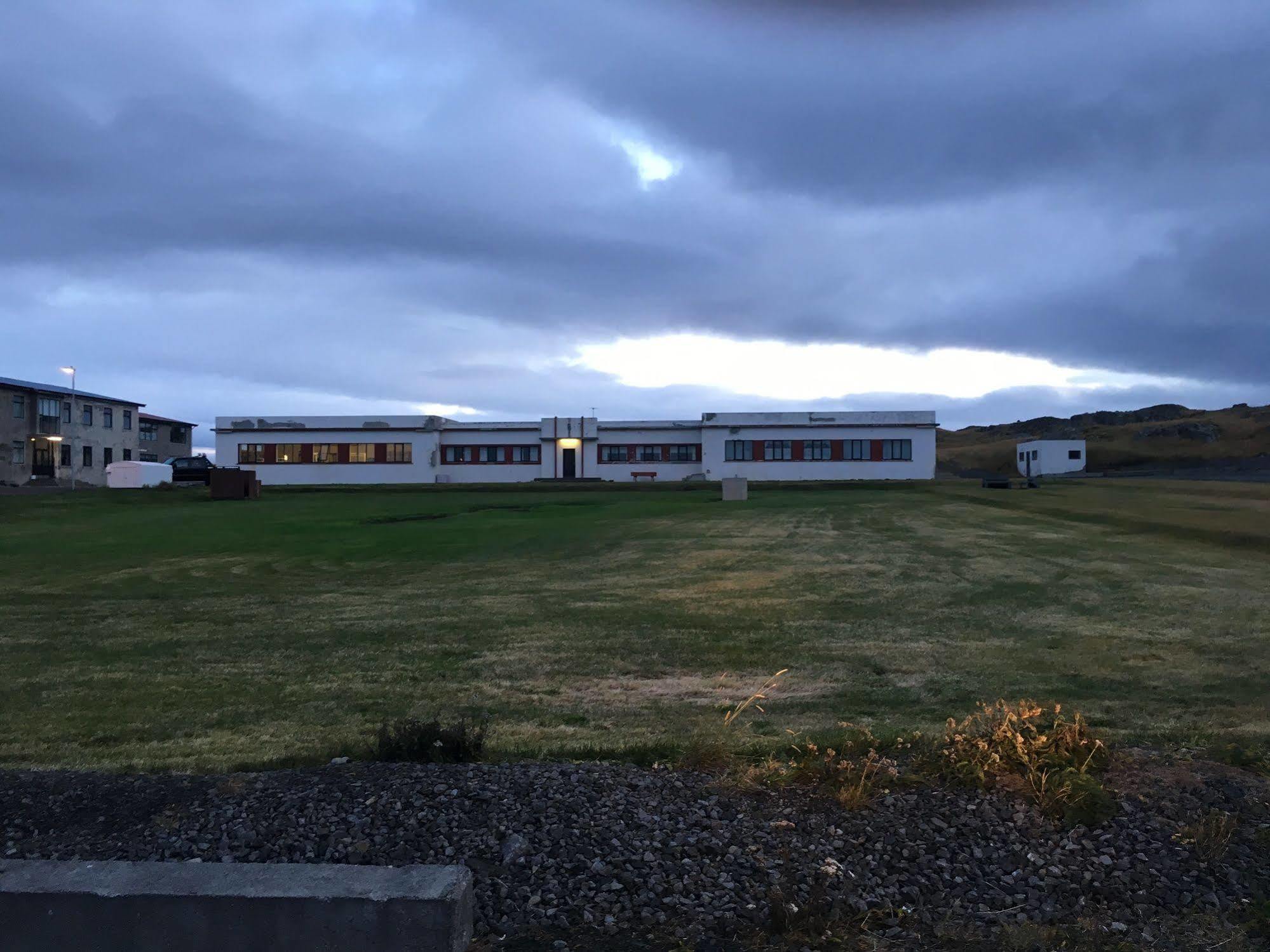 Reykjanes Hostel Luaran gambar